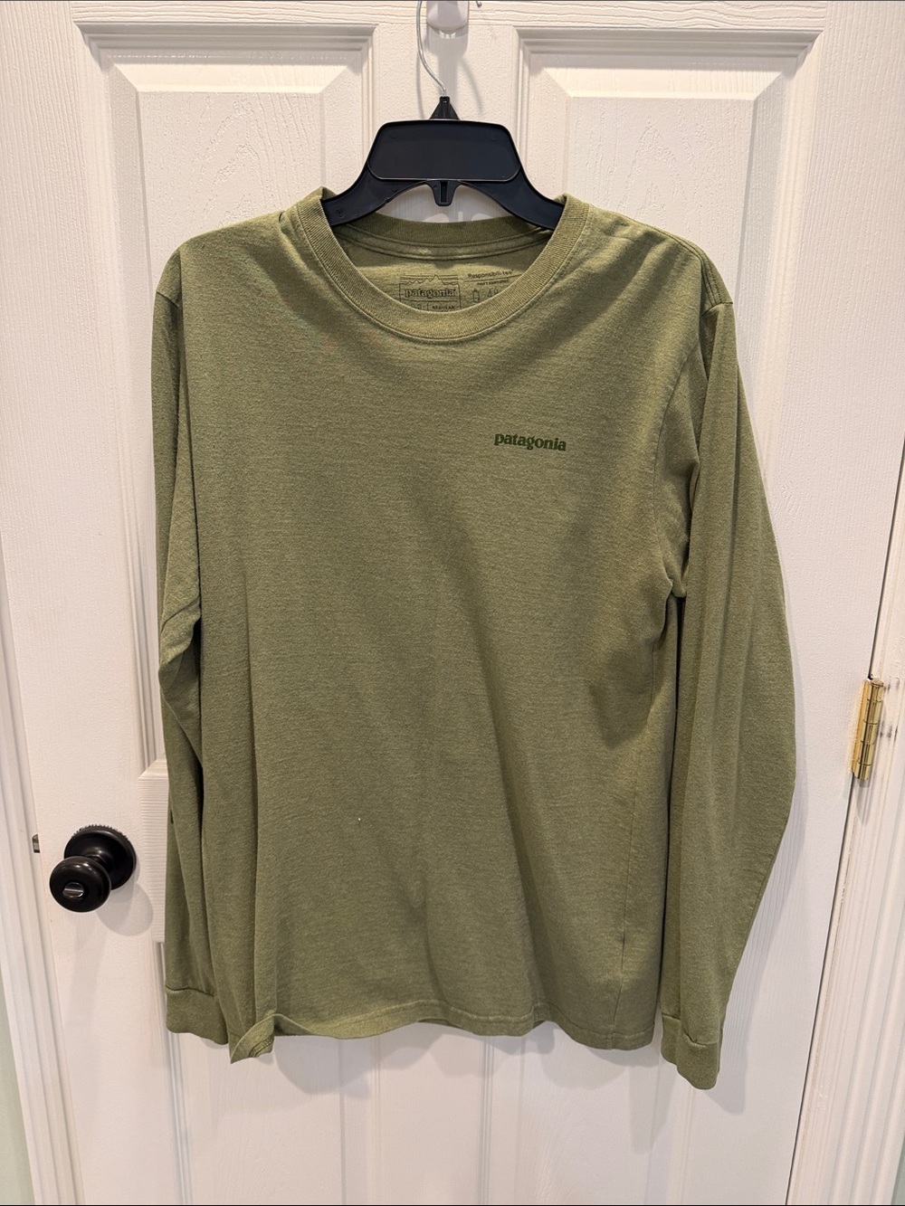 Patagonia Olive Green Long-Sleeve Crew Tee Like New